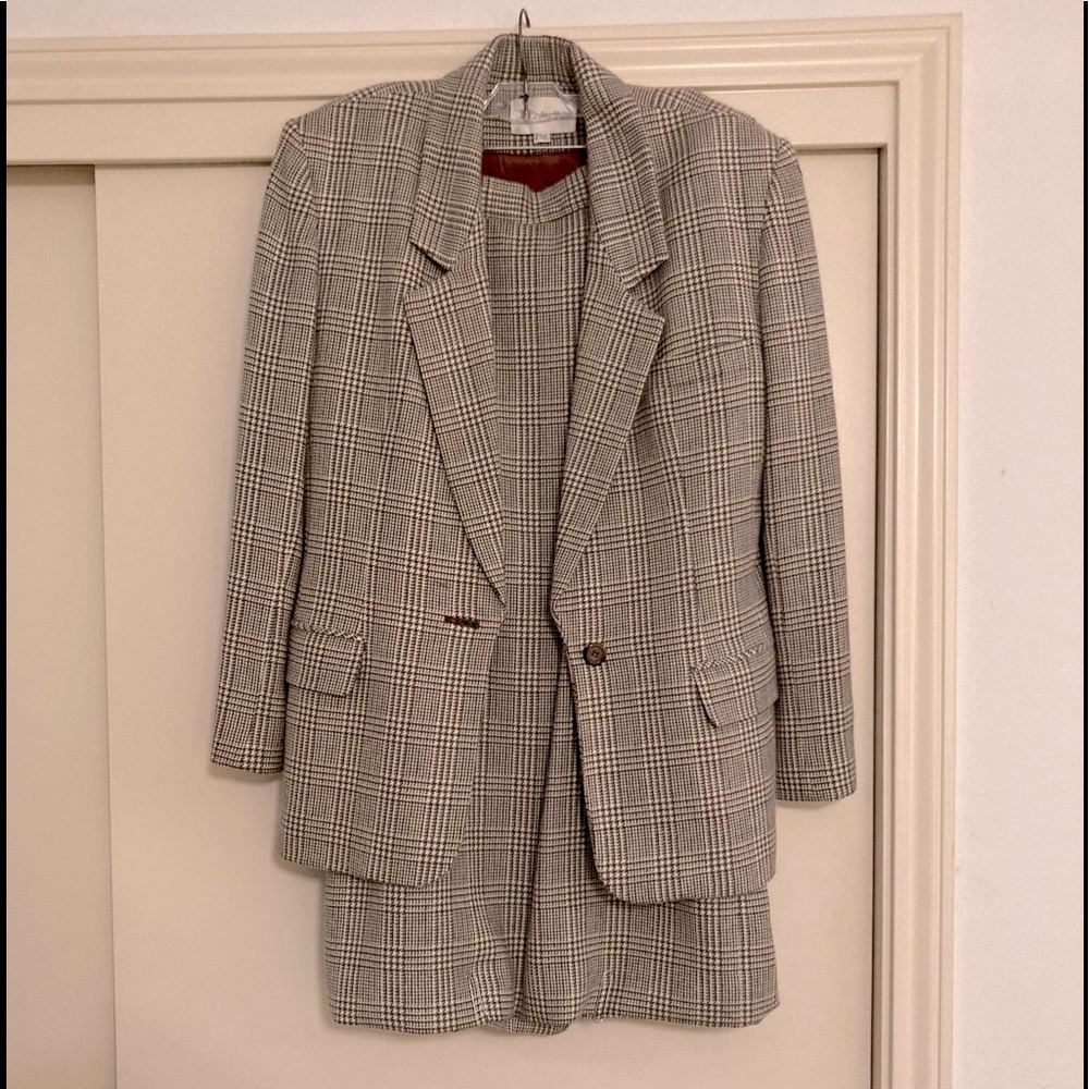 Women’s vintage suit set, Iight brown